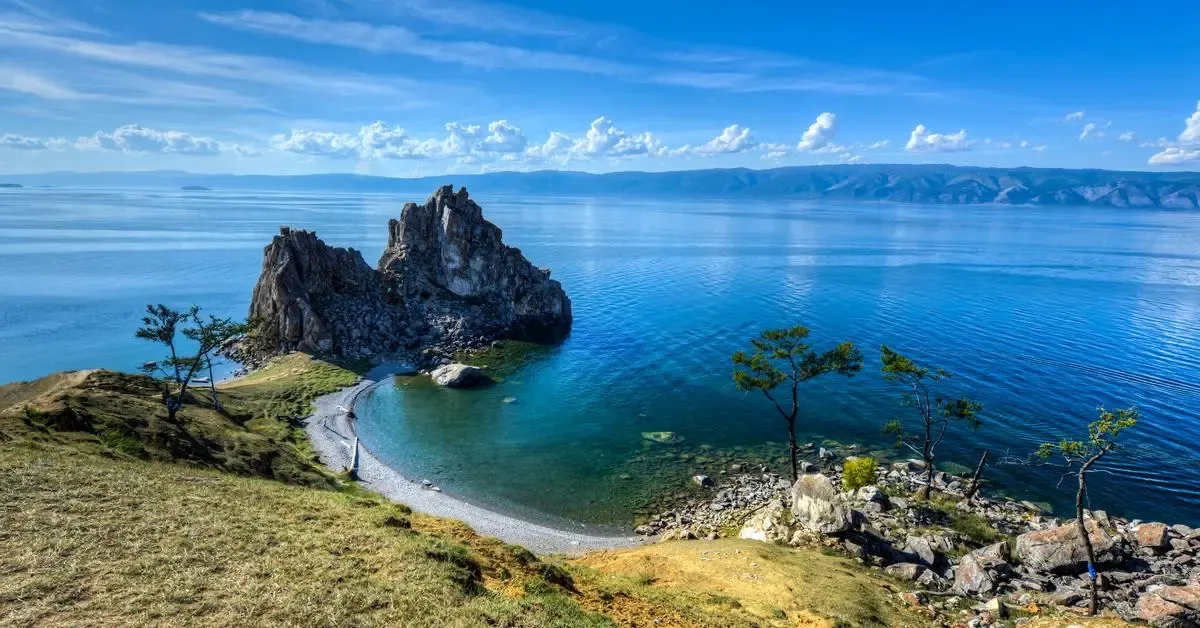 Experience the Beauty of Lake Baikal in Irkutsk