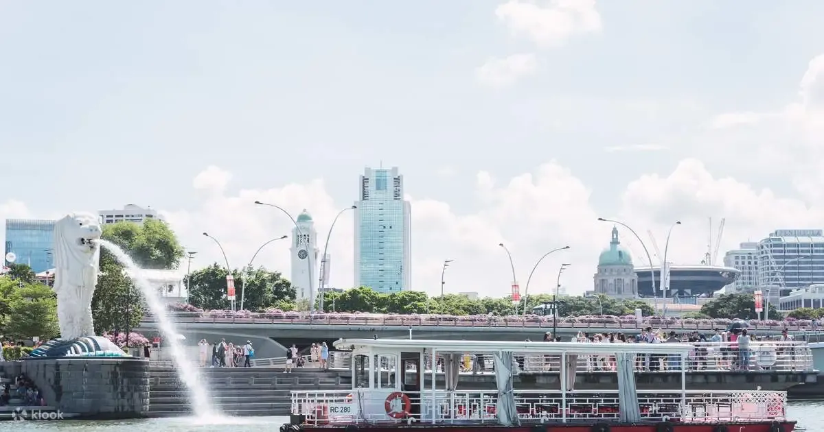 Take a Scenic Singapore River Cruise