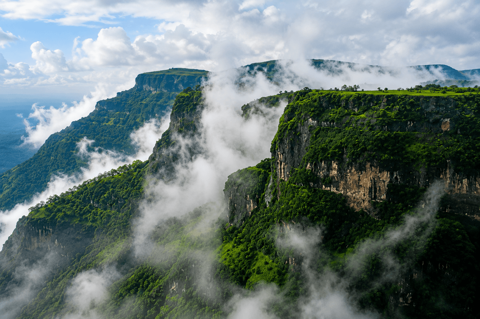 10 Monsoon Destinations in India