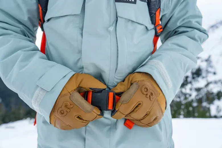 Gloves.webp