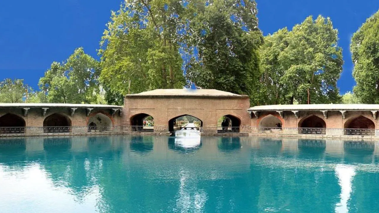 Verinag – Gardens, Springs and Heritage 1.webp