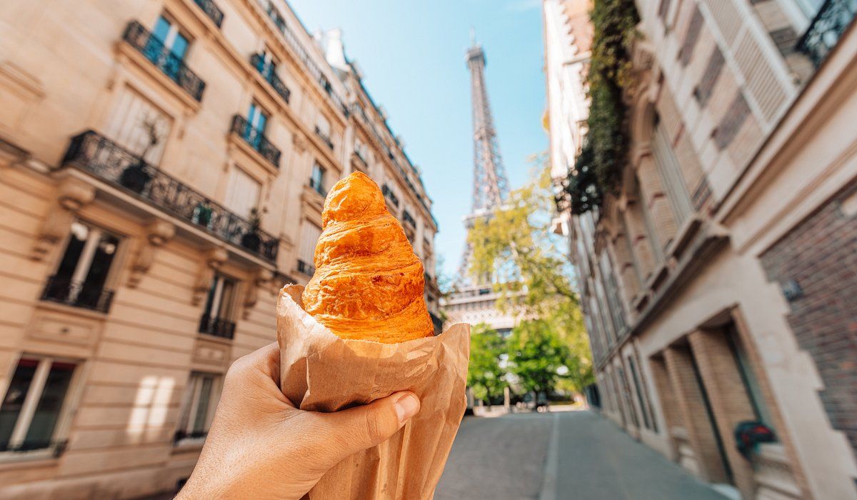 Food Tour at a Parisian Market