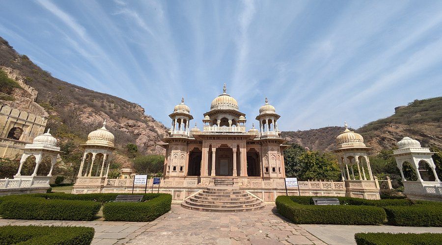  Royal Cenotaphs (Gatore ki Chhatriyan)