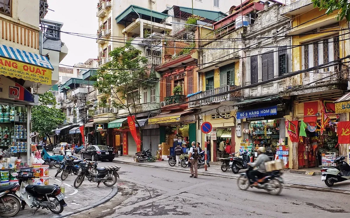 Visit Hanoi Old Quarter Streets